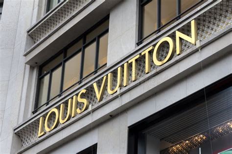 louis vuitton empresa